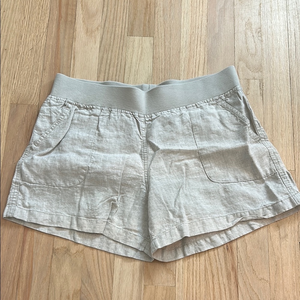 Women's Tan Shorts